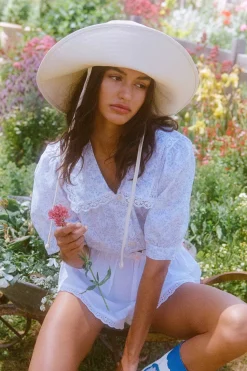 The LOC Holiday Bucket Hat - Senso